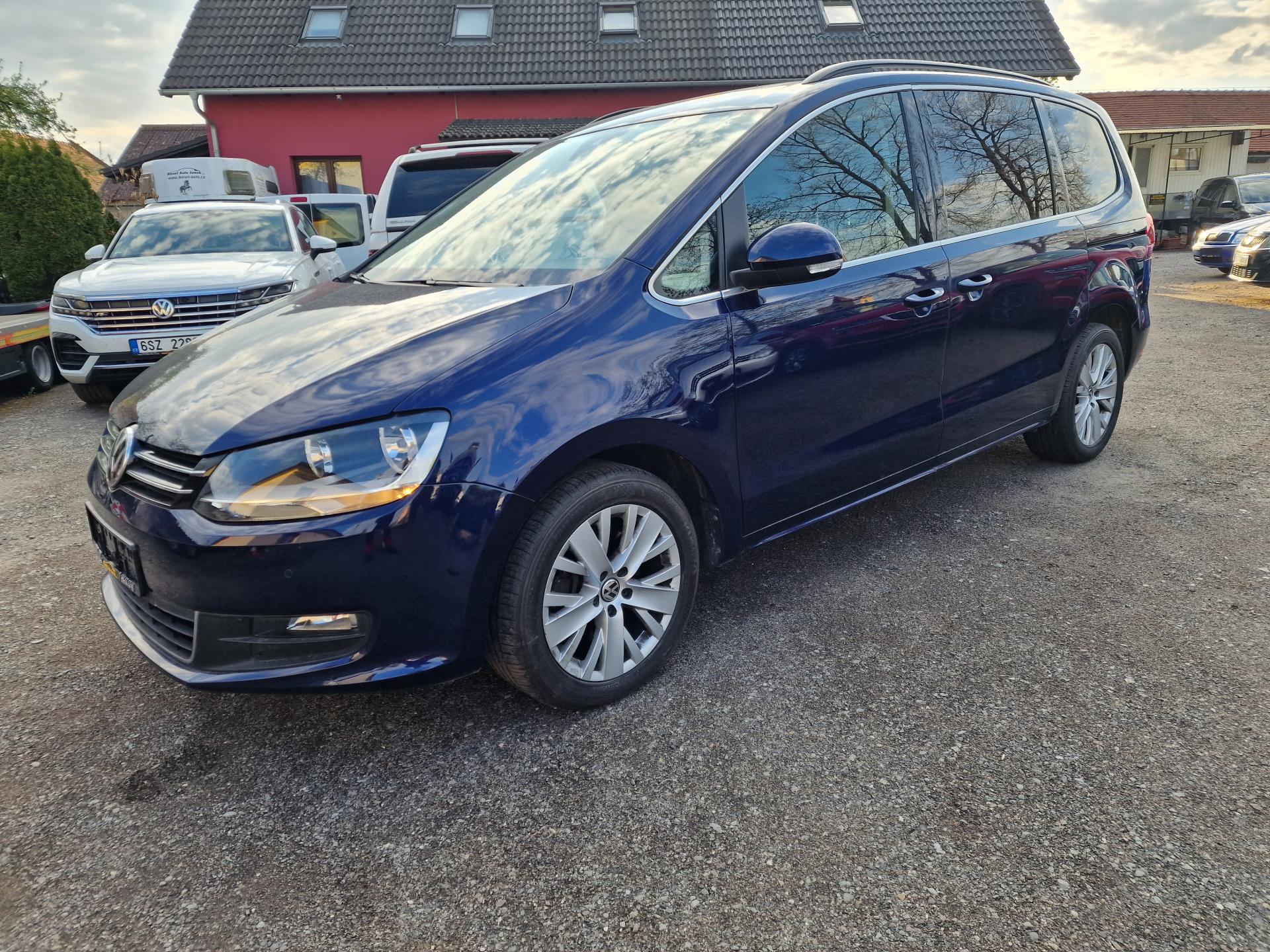 Volkswagen Sharan 2,0TDI 7MÍST KAMERA TAŽNÉ 