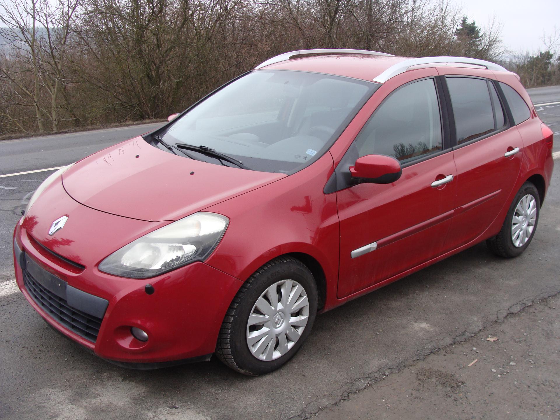 Renault Clio 1.5 DCi, 55 kW, klima, tažné