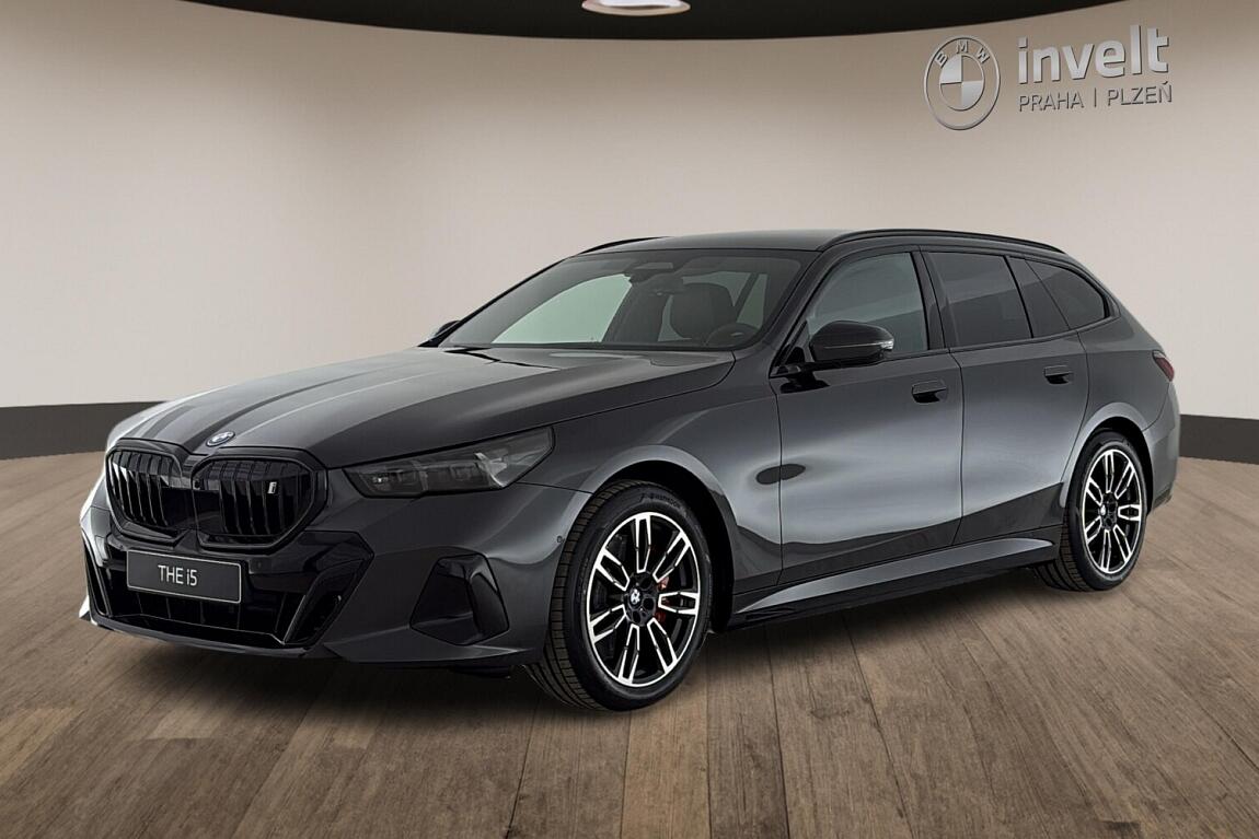 BMW i5 xDrive40 Touring