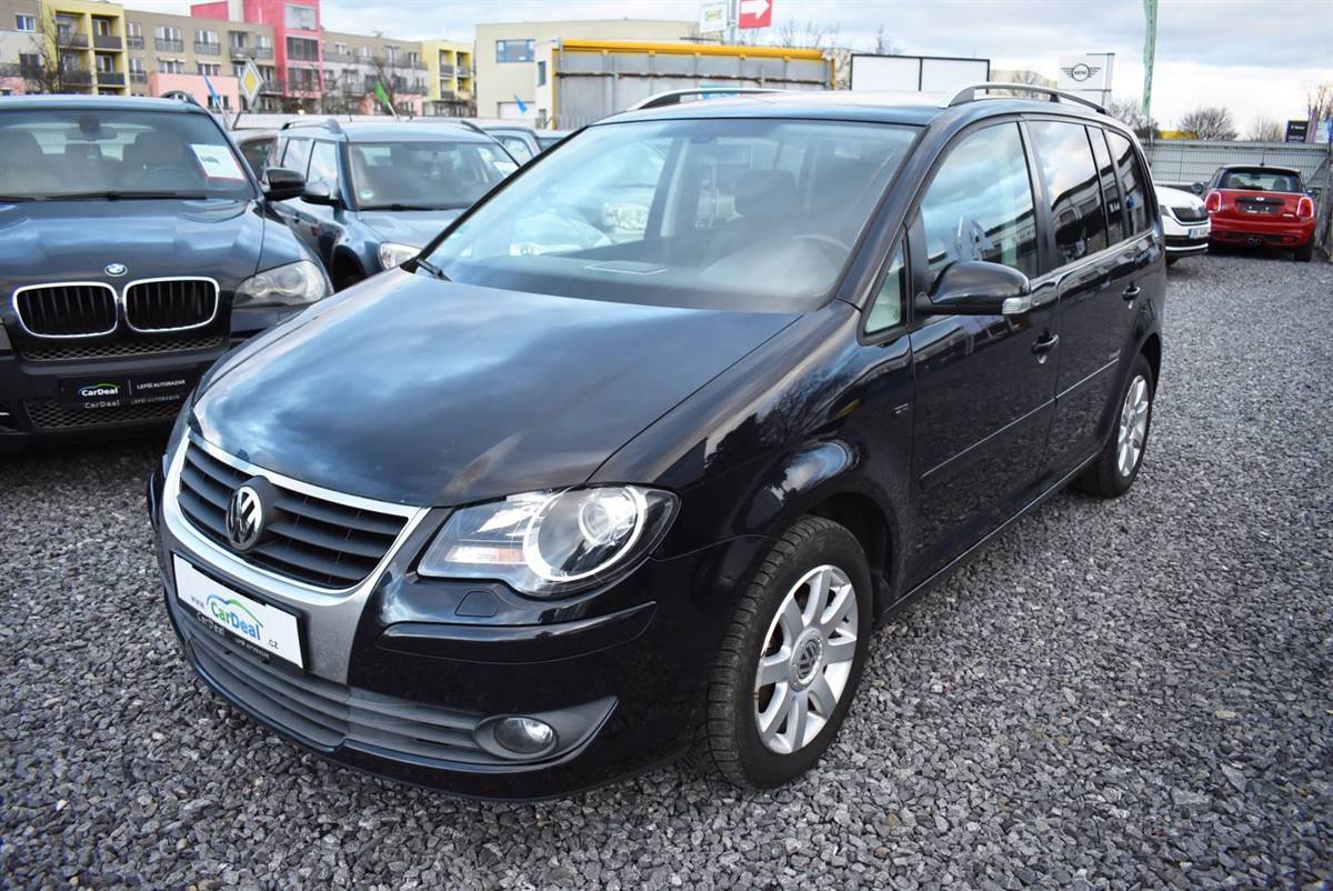 Volkswagen Touran 2,0 TDI STYLE,AC,TZ,TOP,AKCE - detail fotky 1