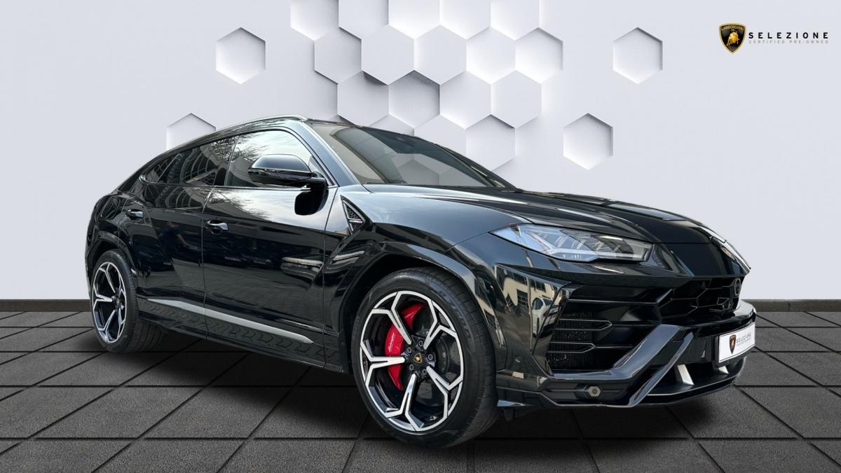 Lamborghini Urus 4-místo / NEZ. TOPENÍ / Záruka