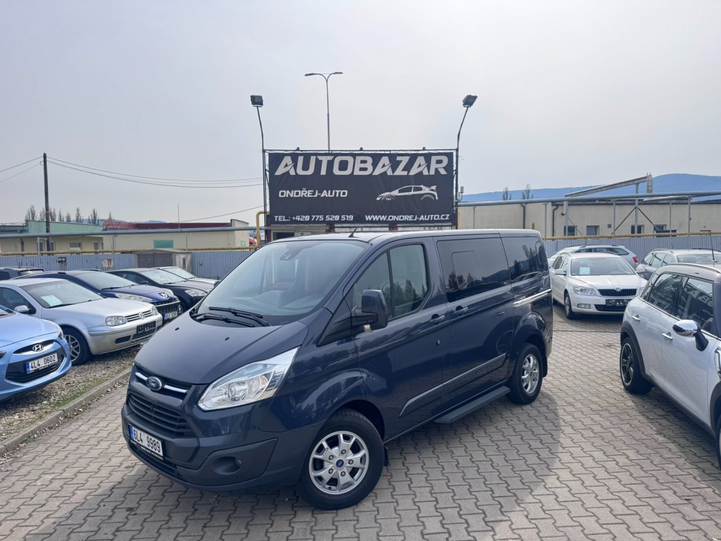 Ford Tourneo Custom 2,2D 114KW 8X  2X ŠOUP. SERVIS