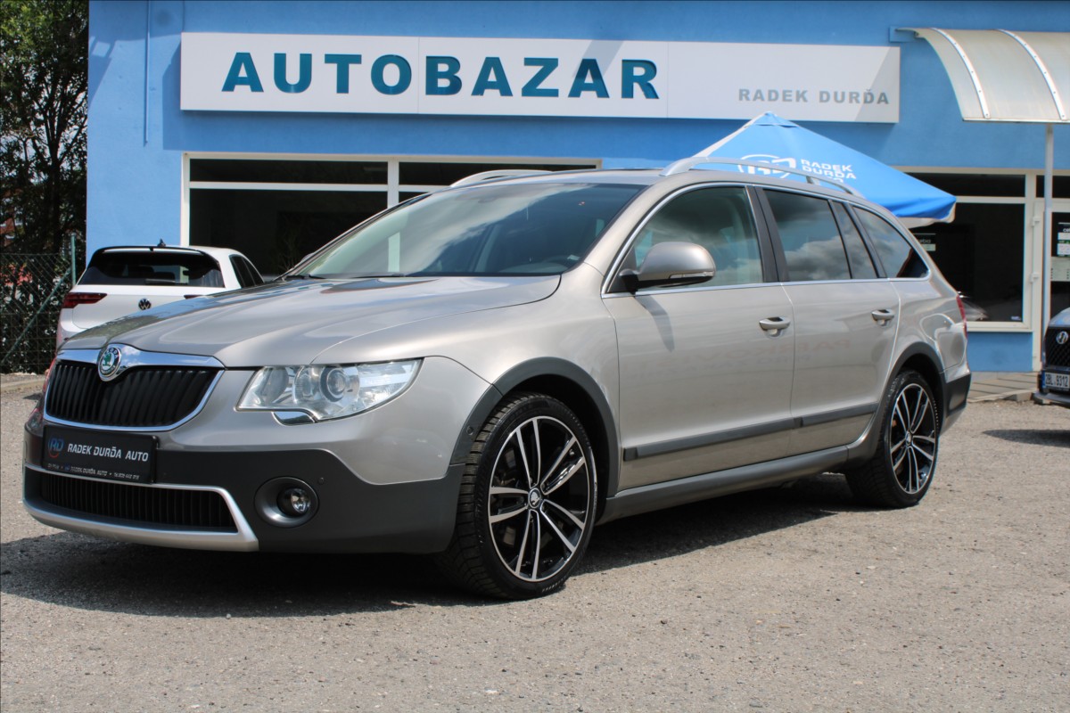 Škoda Superb 2,0 TDI  SCOUT,4X4,AT,ELEGANCE