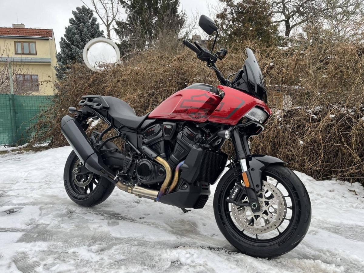 Harley-Davidson Pan America 1250 (2025) ST - detail fotky 1