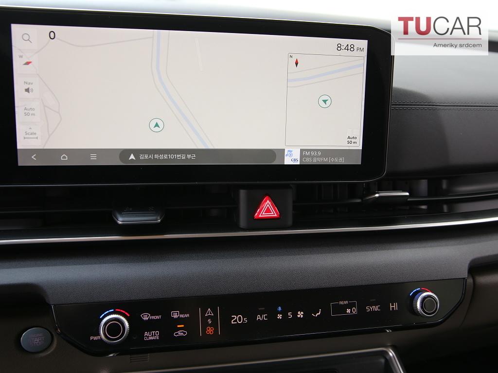 Kia Carnival 2.2 Diesel Automat 6+3 místa