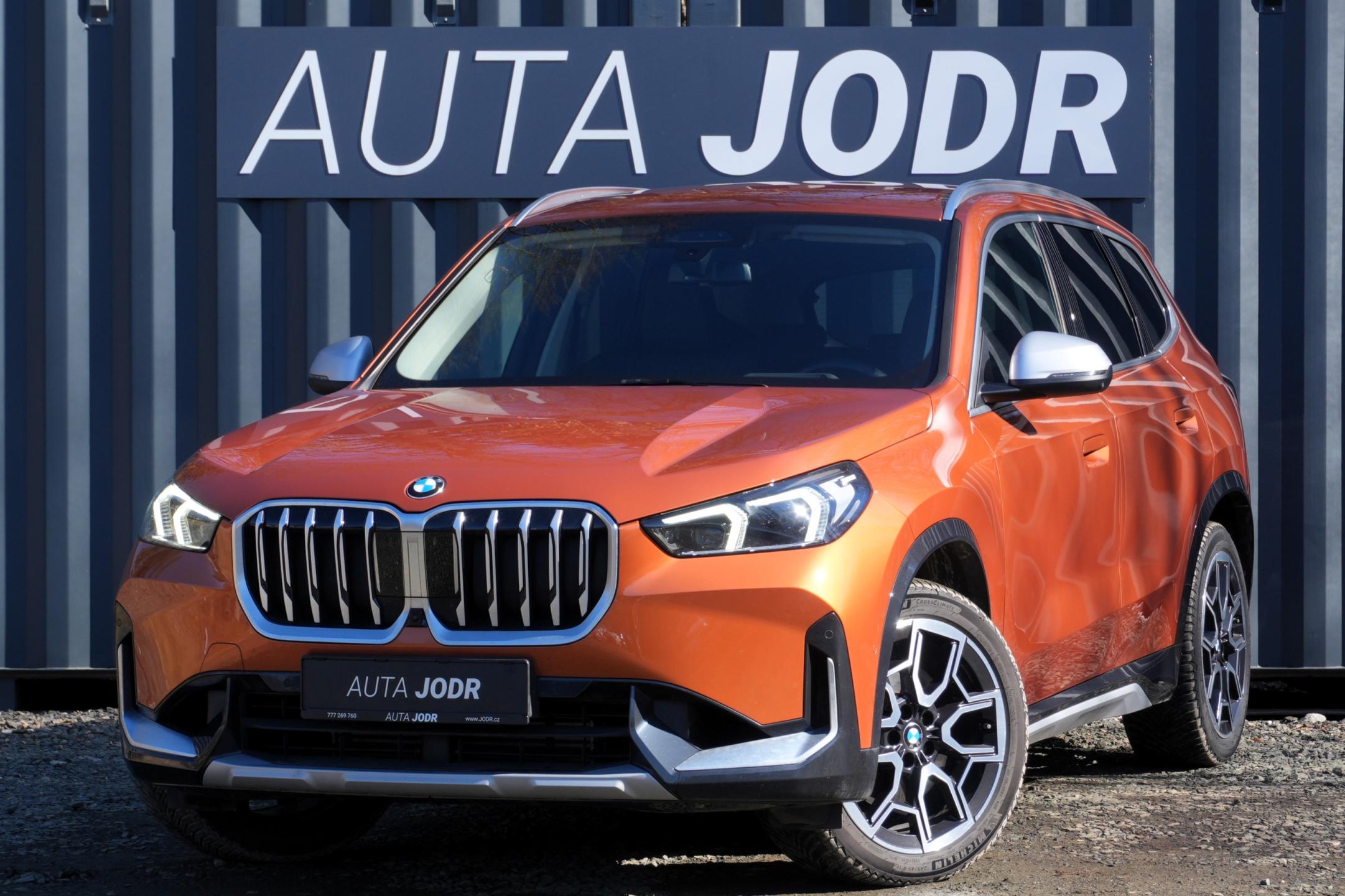 BMW X1 23i xDrive, Tažné, 360° kamera