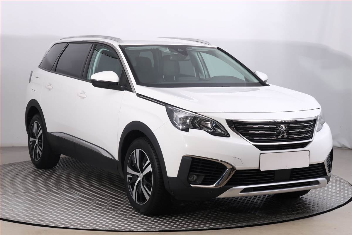 Peugeot 5008 PureTech 130, 7 míst, ČR,1.maj