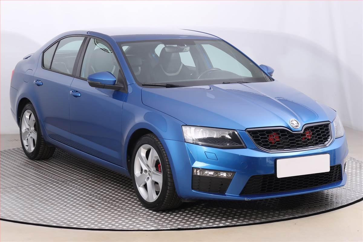 Škoda Octavia RS 2.0 TDI, Serv.kniha, Kůže
