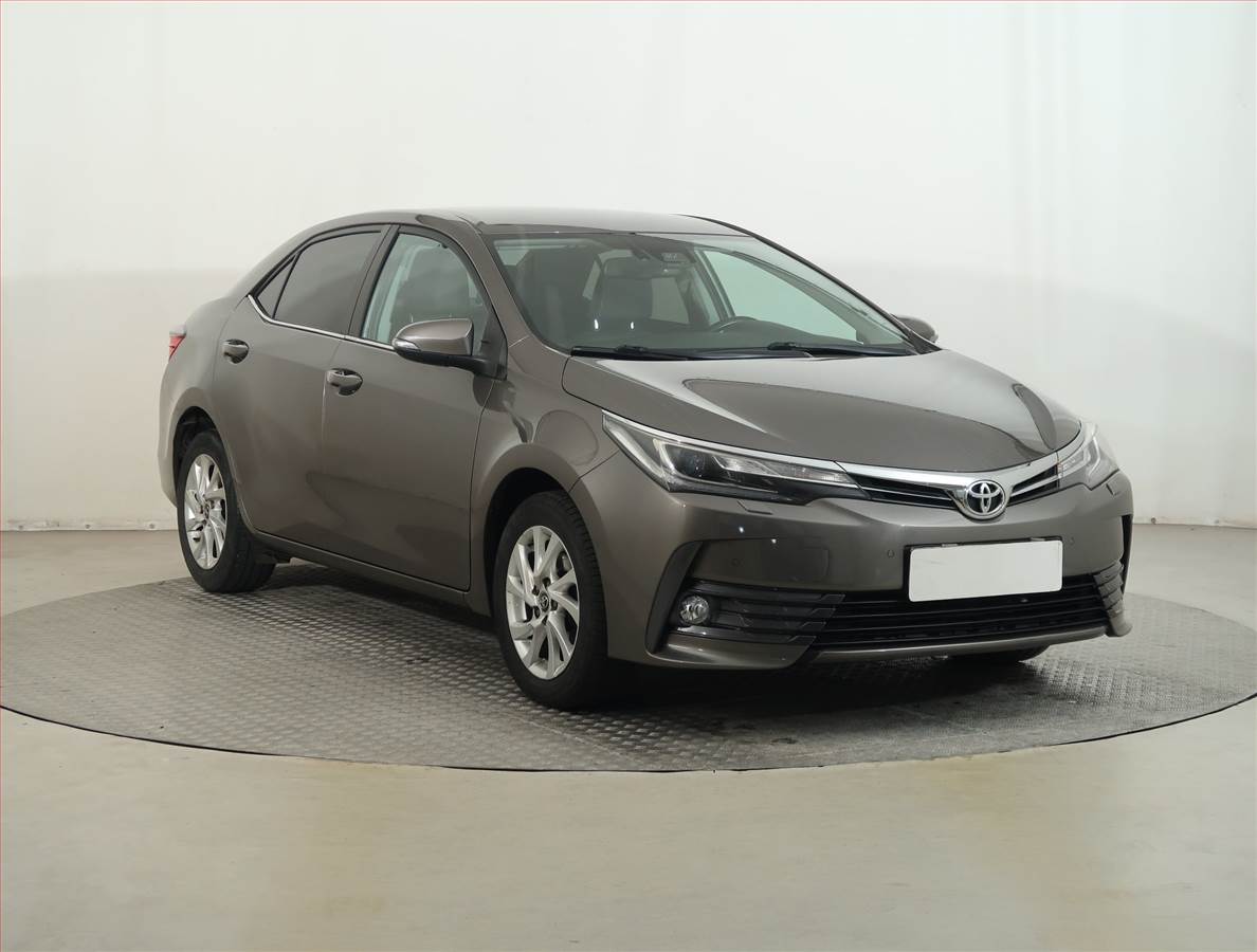 Toyota Corolla 1.6 Valvematic, ČR,1.maj