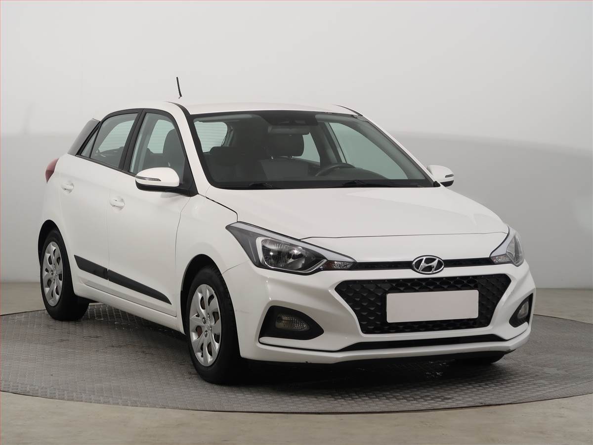 Hyundai i20 1.2, ČR,1.maj