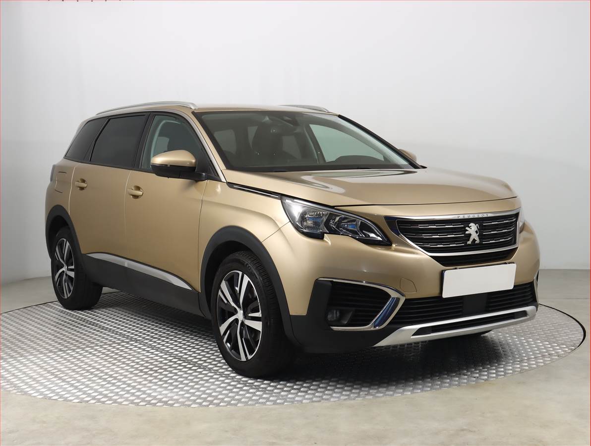 Peugeot 5008 Allure PureTech 130, 7 míst