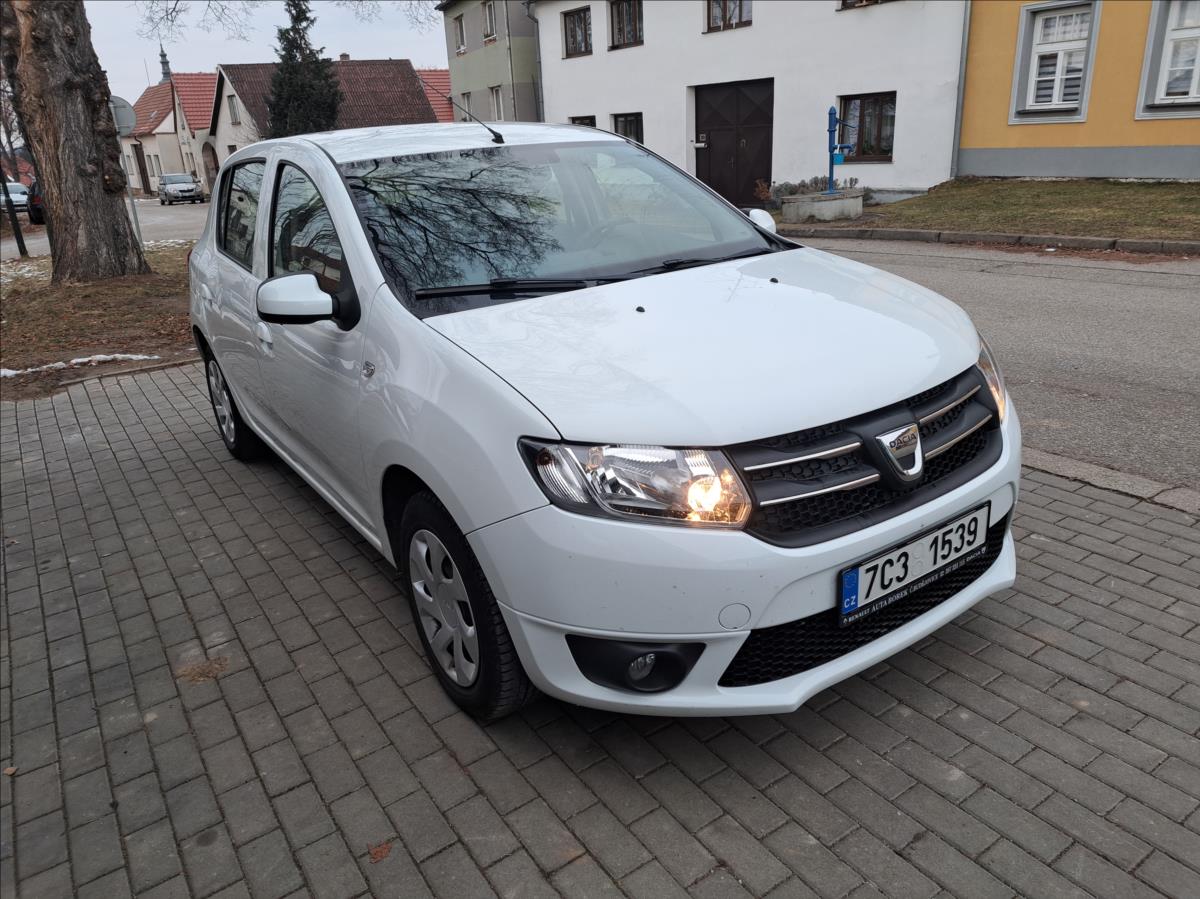 Dacia Sandero 1,2 i - detail fotky 1