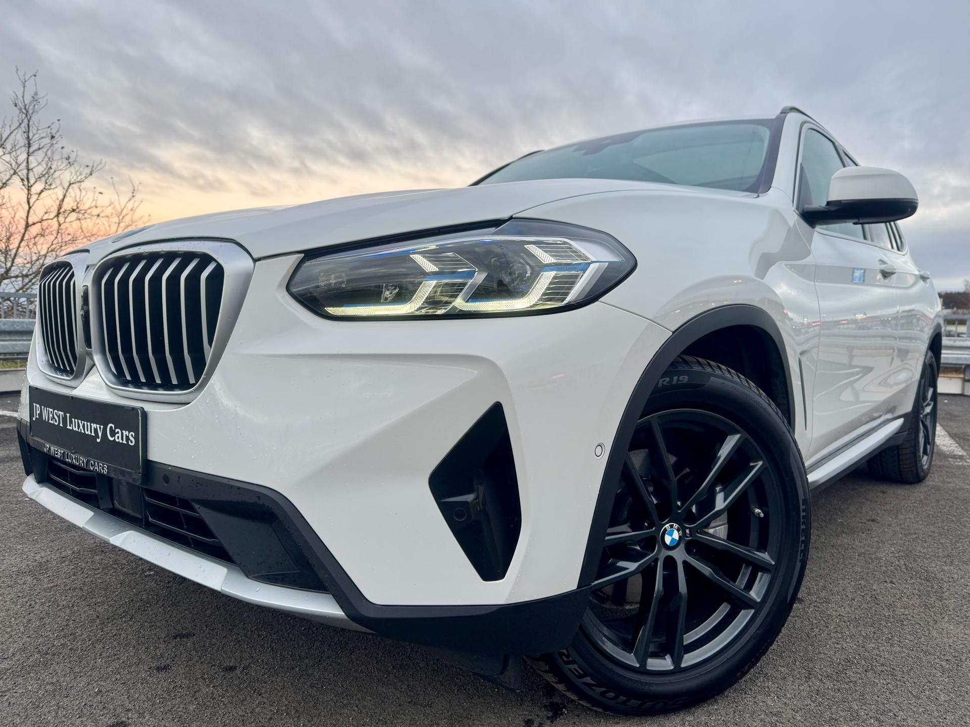 BMW X3 20d LASER, PANO, HUD,360°,HiFi