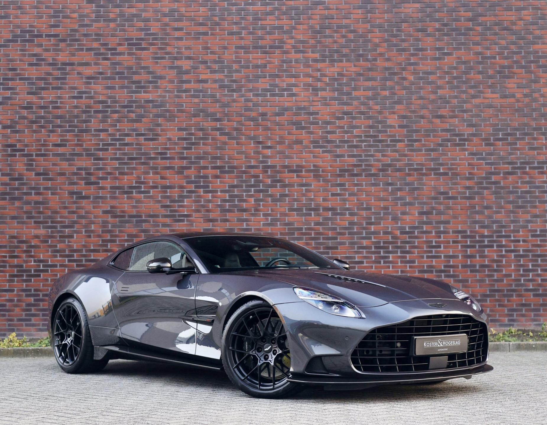 Aston Martin Vanquish 5.2 V12 New model