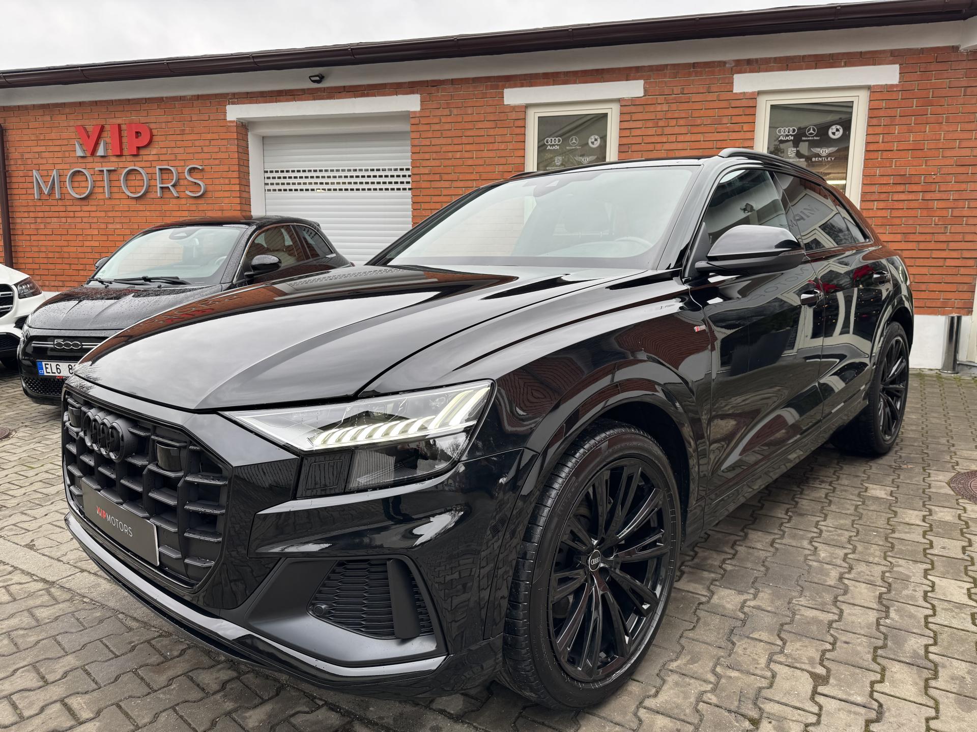 Audi Q8 50TDi-R23-NEZ.TOP-ČR-SERVIS