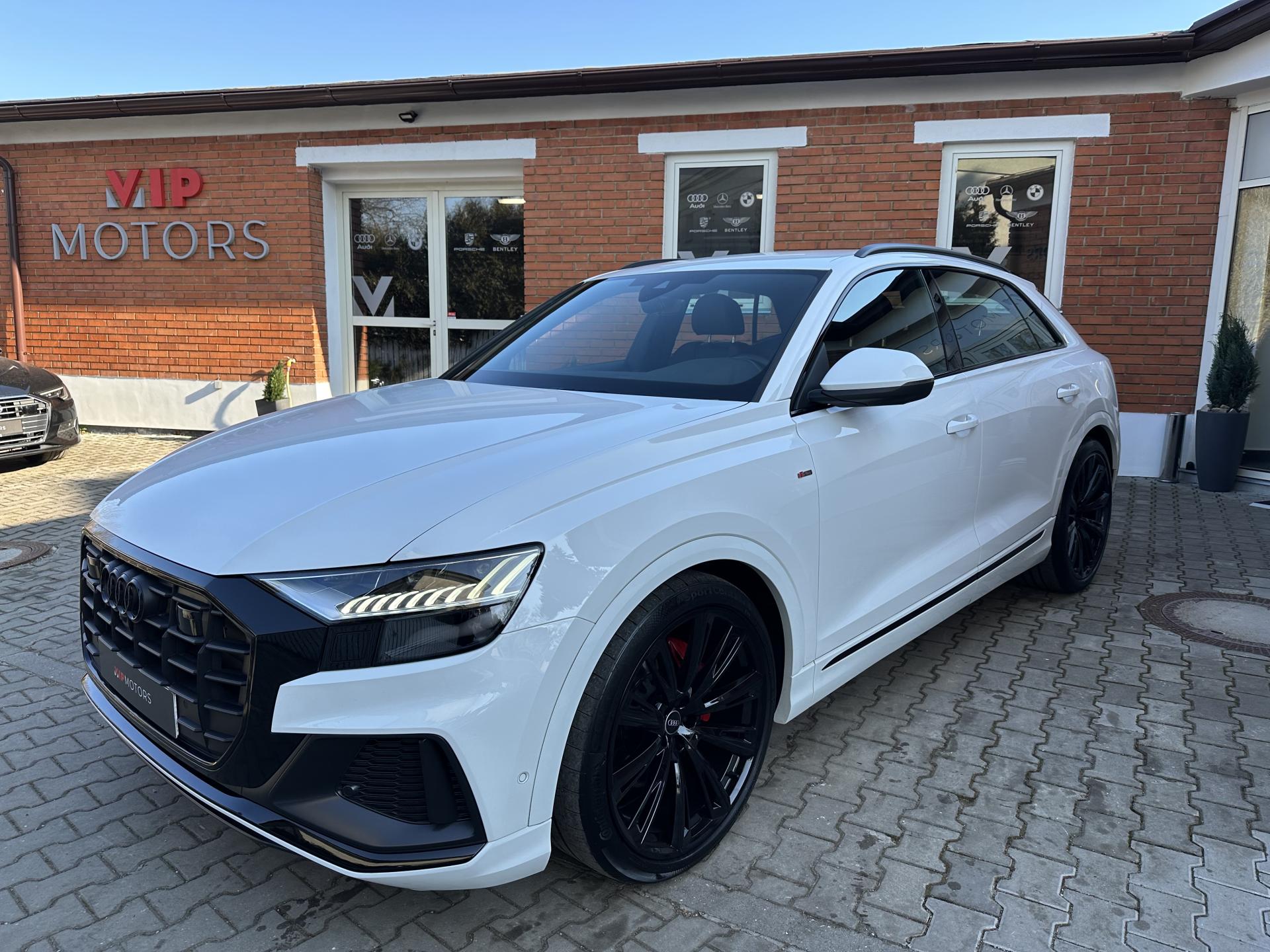 Audi Q8 50TDi-ČR-R23-ZÁRUKA-SLINE