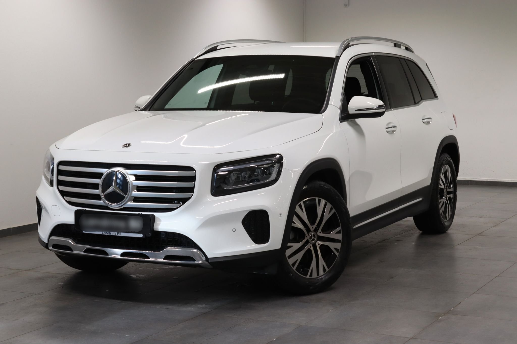 Mercedes-Benz GLB 200 Advanced+ Kamera Taž ACC