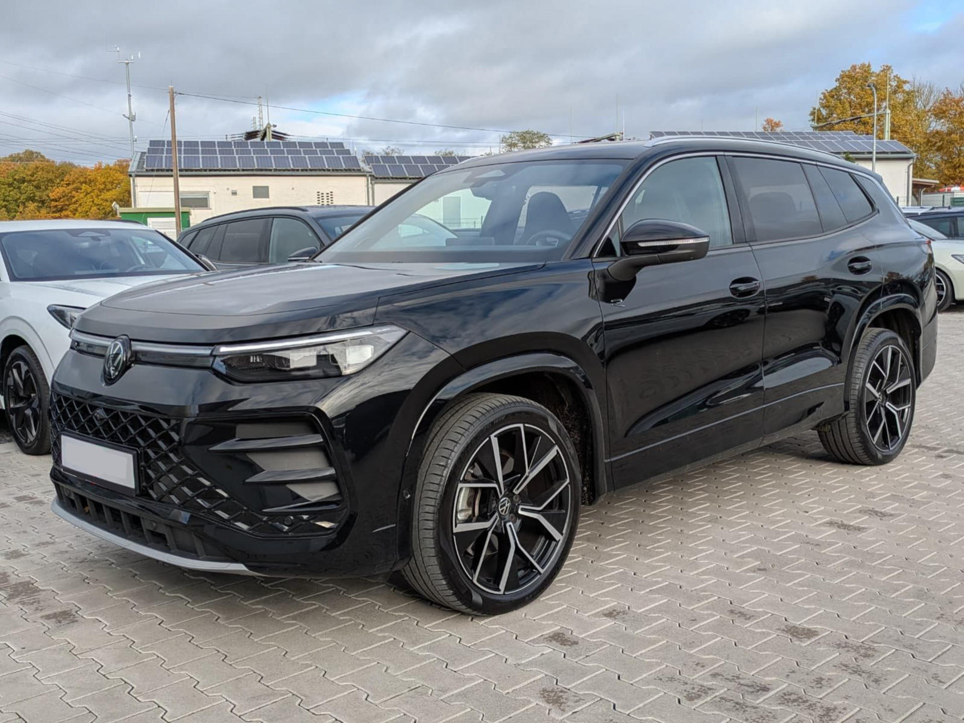 Volkswagen Tayron TDI 4M R-Line 7 míst 360 IQ