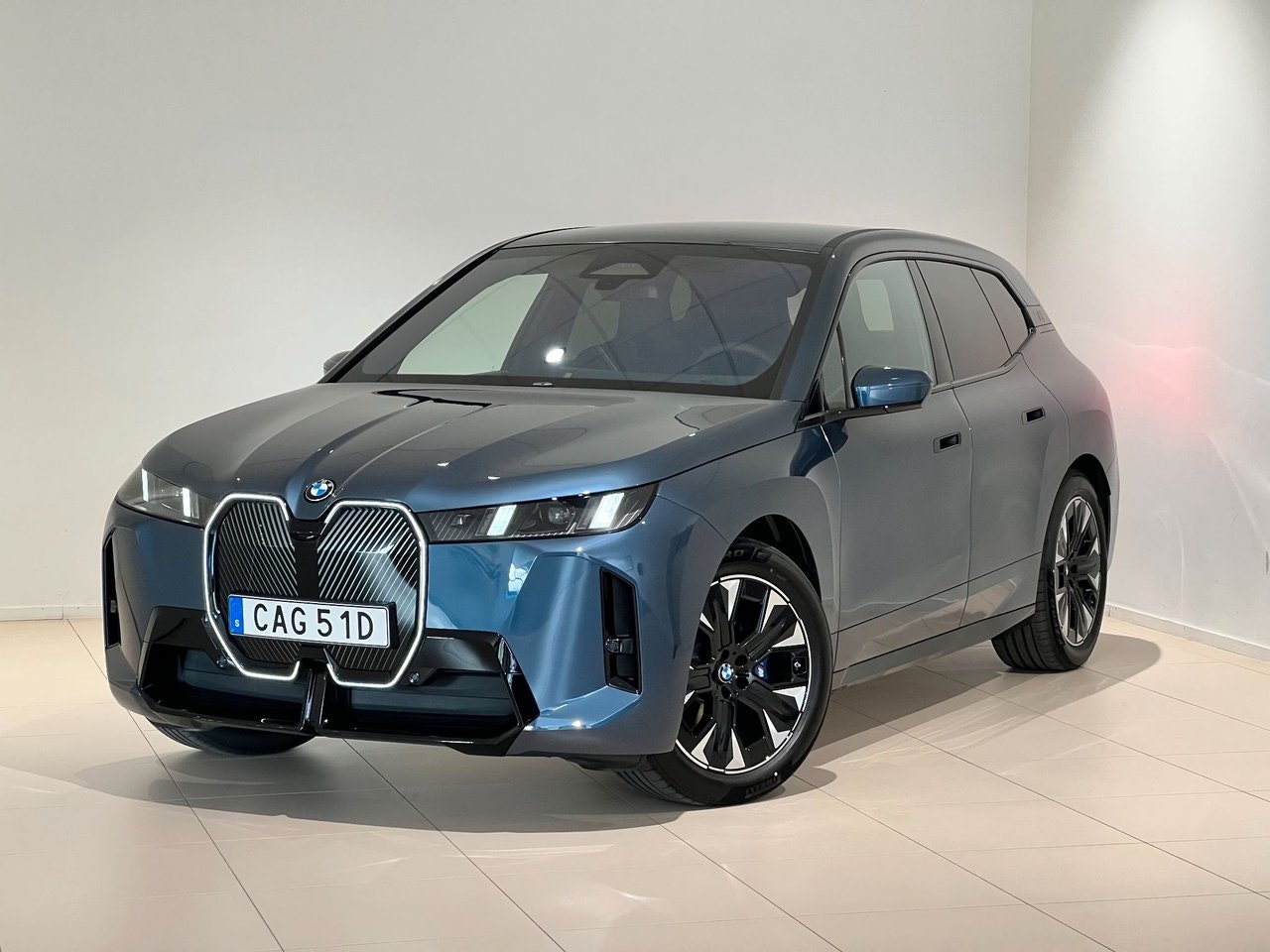 BMW iX xDrive60 M-Sport Komfort Pano
