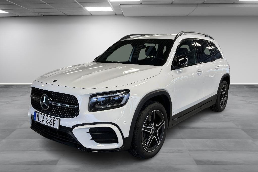 Mercedes-Benz GLB 200 AMG Night Taž ACC Kam LED