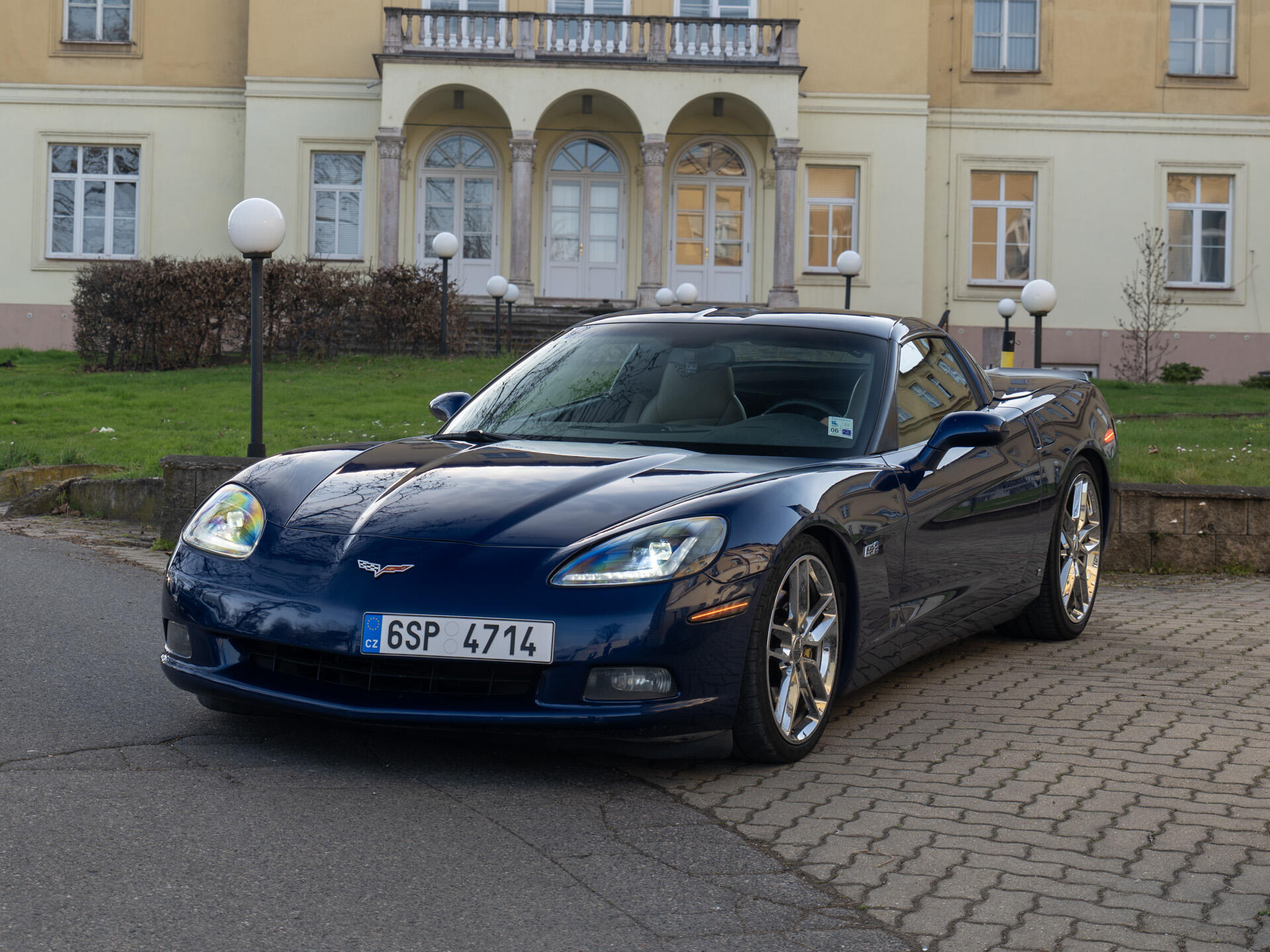 Chevrolet Corvette C6 6.0 V8 Targa motor po G.O.