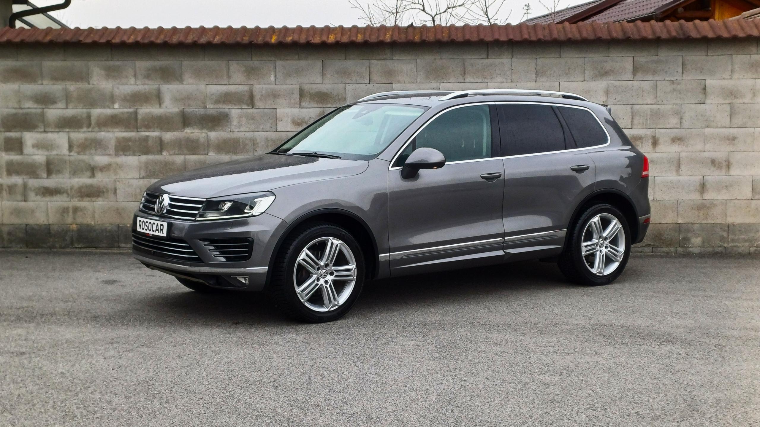 Volkswagen Touareg 3.0 TDI 193kW R-LINE-WEBASTO-