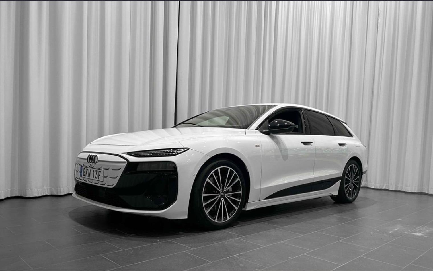 Audi A6 Avant etron AWD S-line 100kWh 360kam