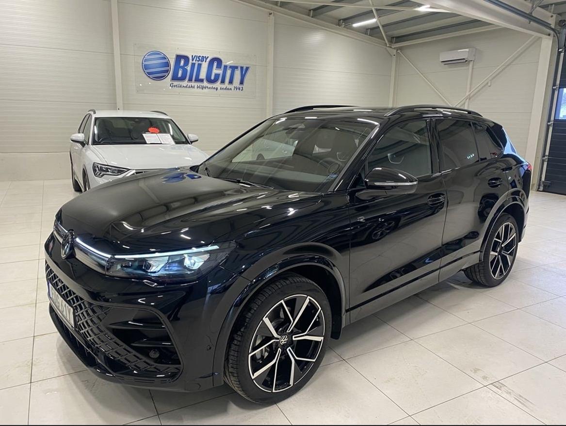 Volkswagen Tiguan 2.0TDI 4M R-LINE Harman/Kardon