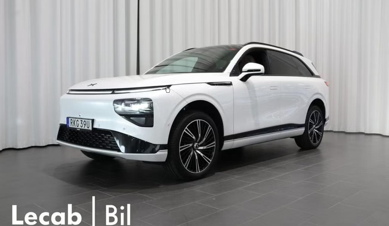 Xpeng G9 Performance AWD Vzduch Pano.