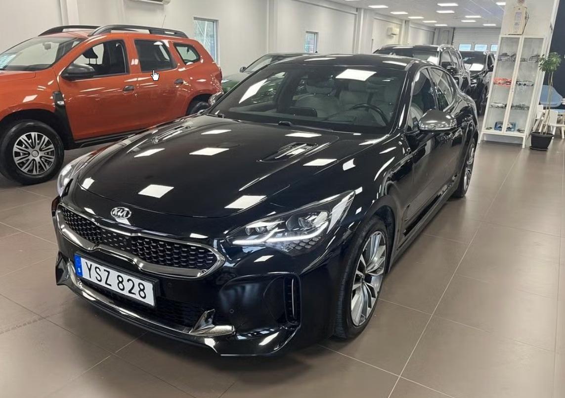 Kia Stinger 2.2 CRDI AWD GT Bílý in. HuD 