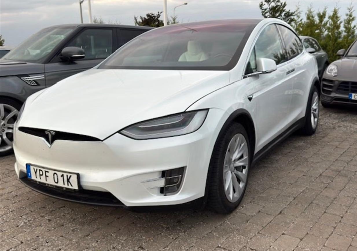 Tesla Model X Long Range AWD 7 míst FSD Taž.