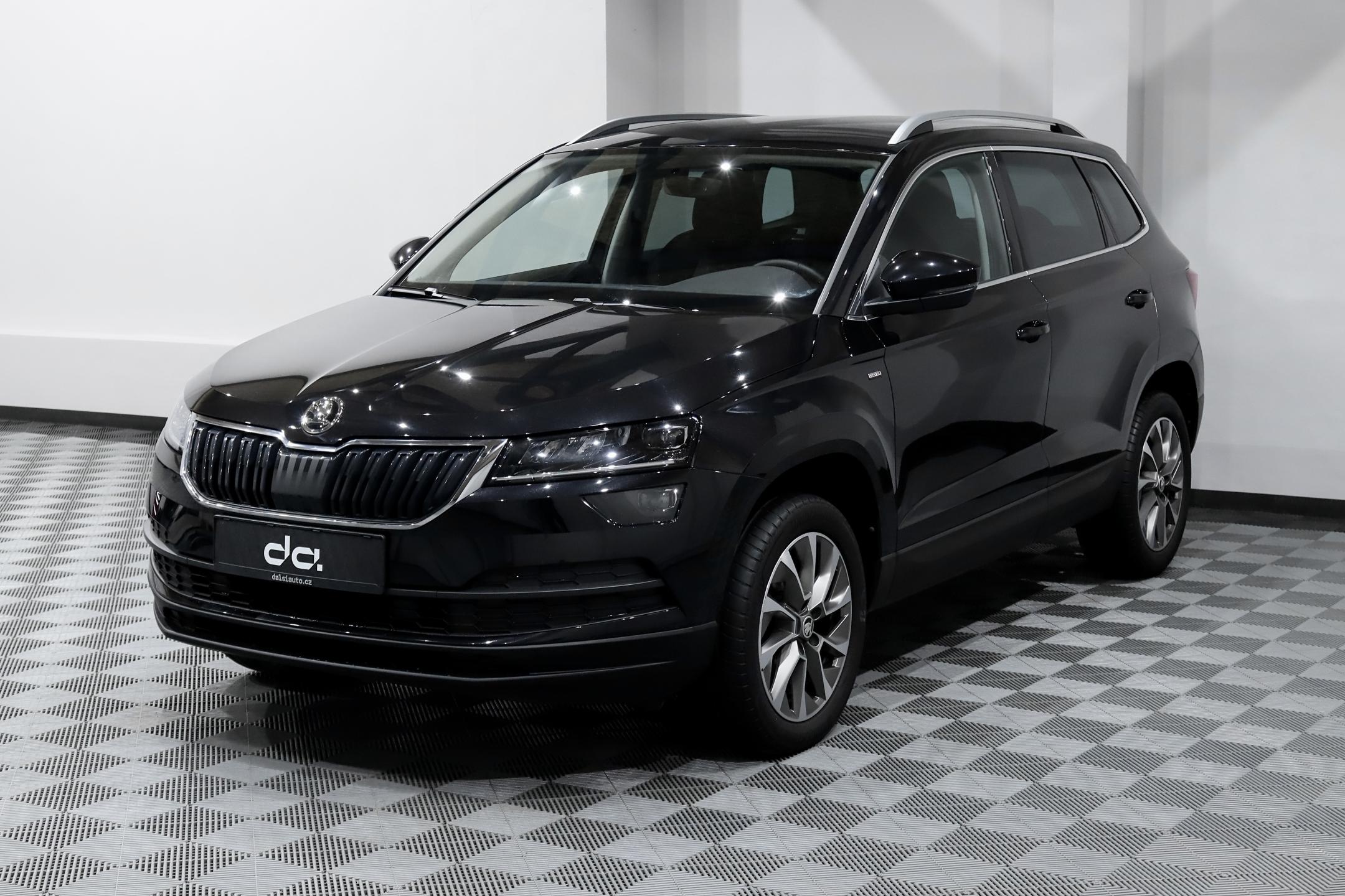 Škoda Karoq 48 tkm KESSY 4x výhřev LED    