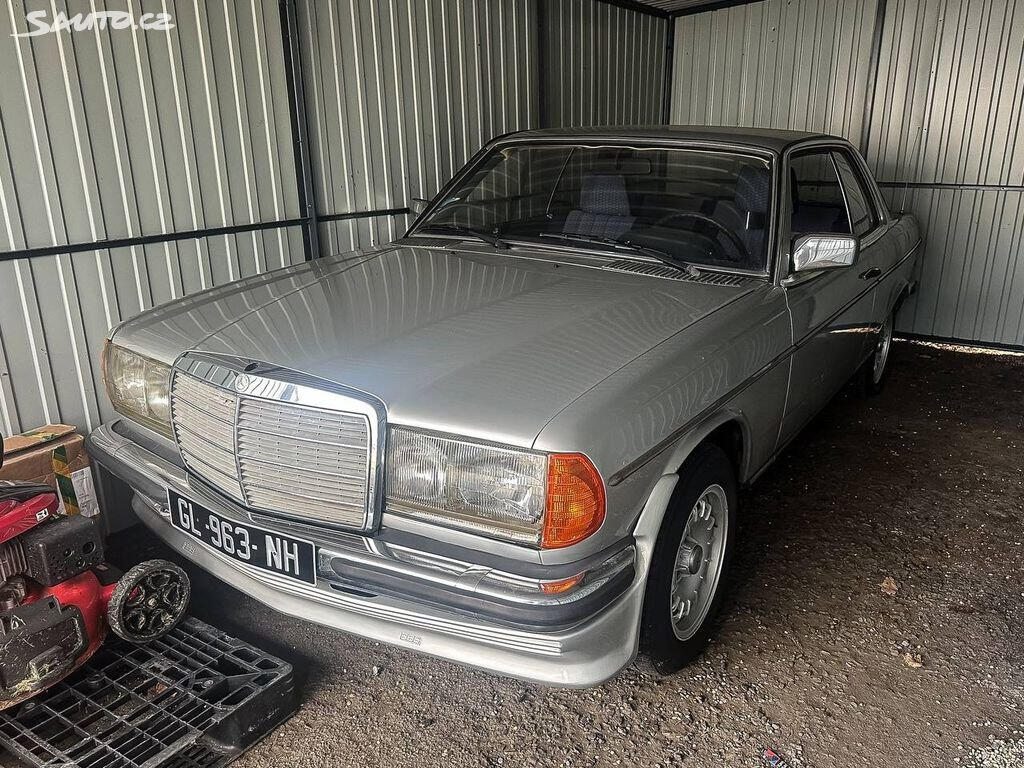 Mercedes-Benz 123 230 CE