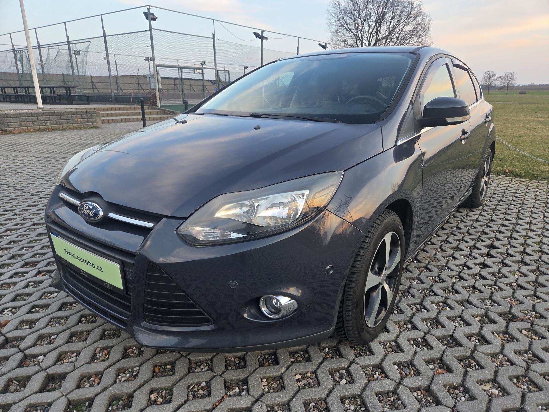 Ford Focus 1.0 ecoboost 74 kW, top stav