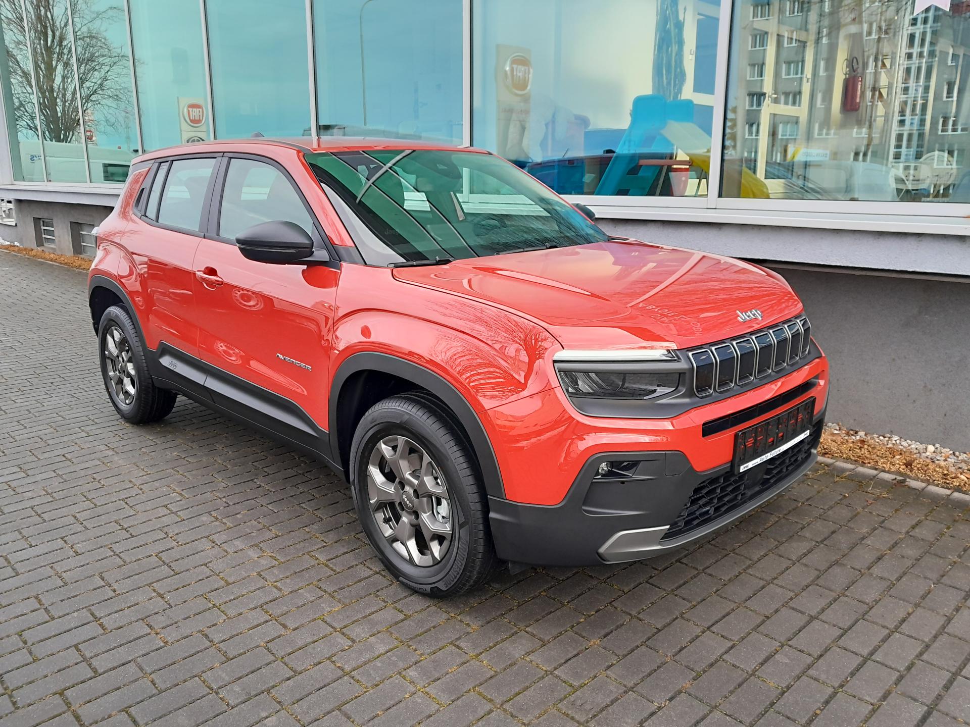 Jeep Avenger Longitude 1,2 100PS manuál