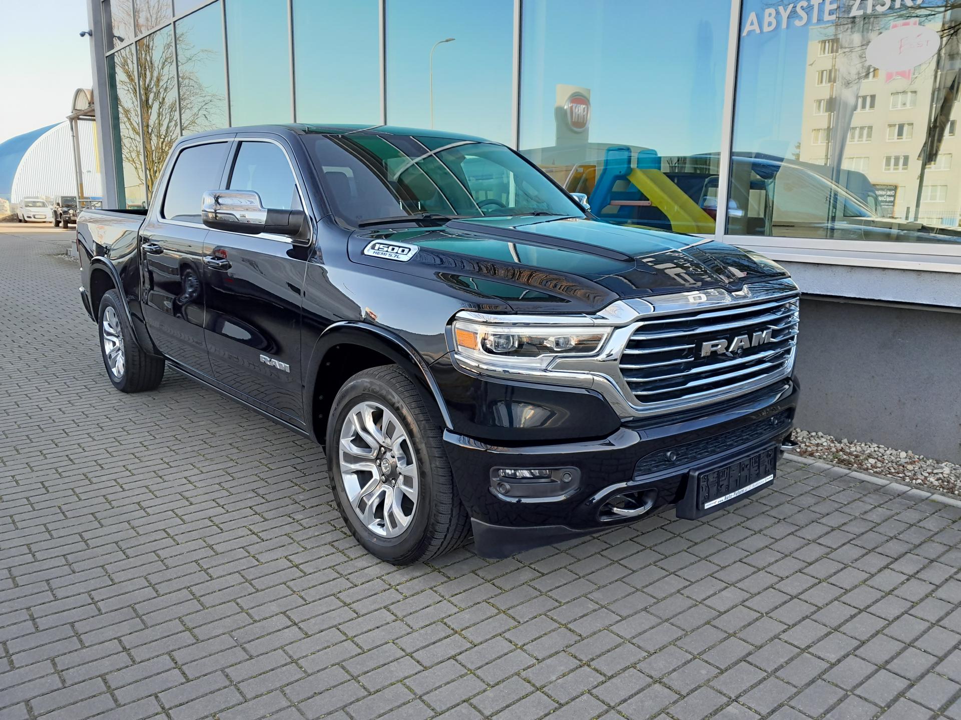 Dodge RAM 1500, 5.7 V8  Longhorn MY24