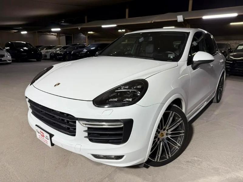 Porsche Cayenne Sportovní verze GTS
