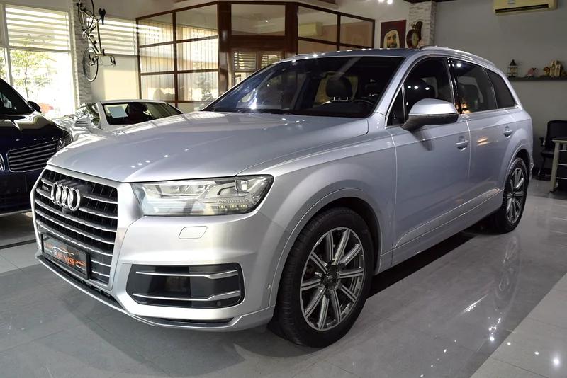 Audi Q7 Velké prémiové SUV