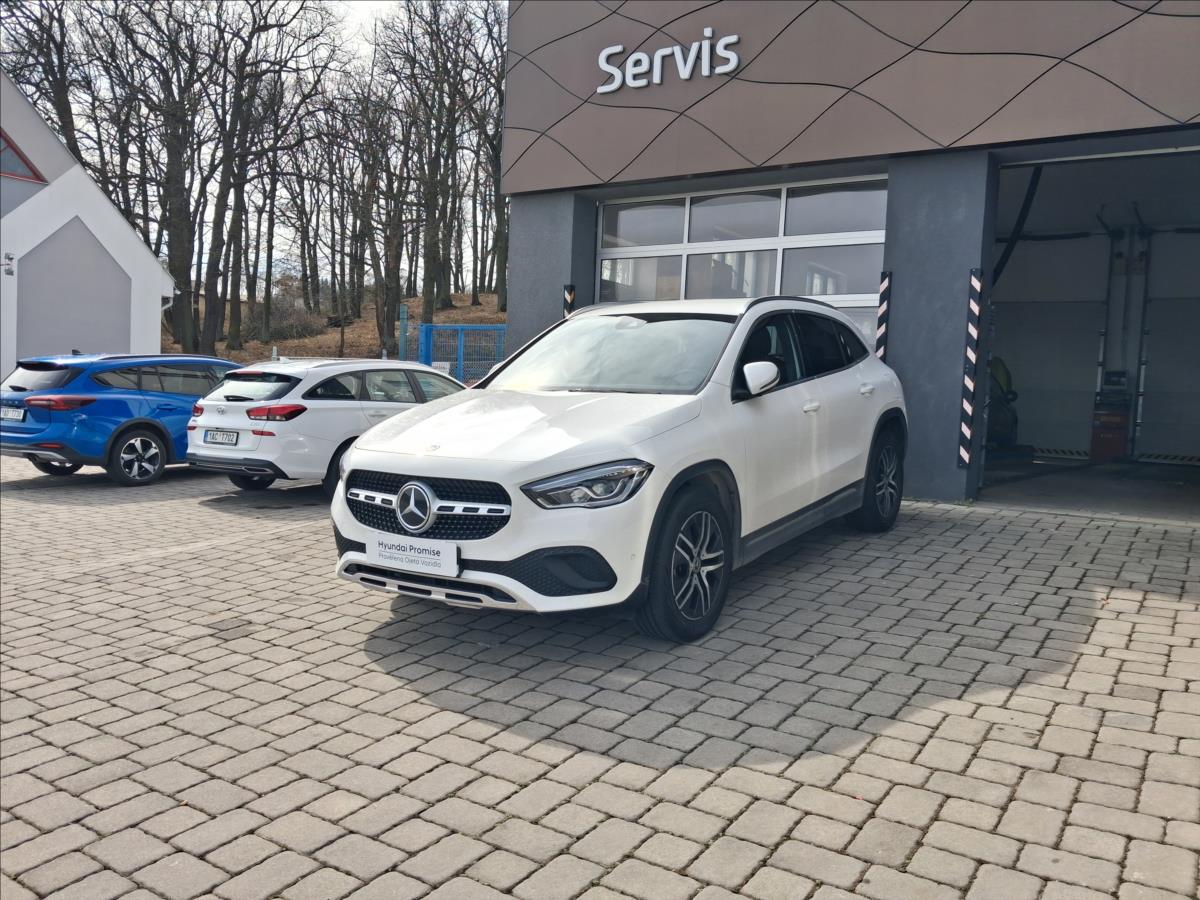 Mercedes-Benz GLA 1,3 180 LIMITED EDITION
