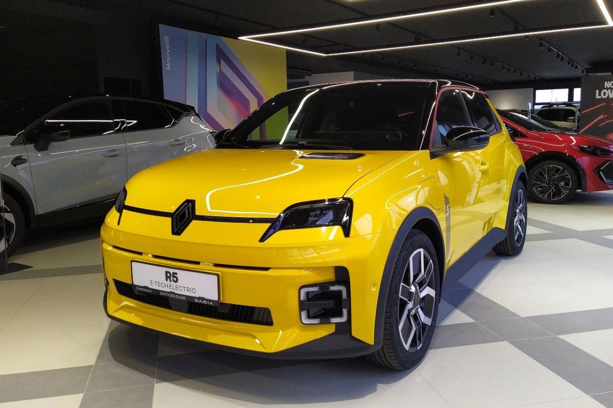 Renault 5 E-TECH techno 150 k comfort range