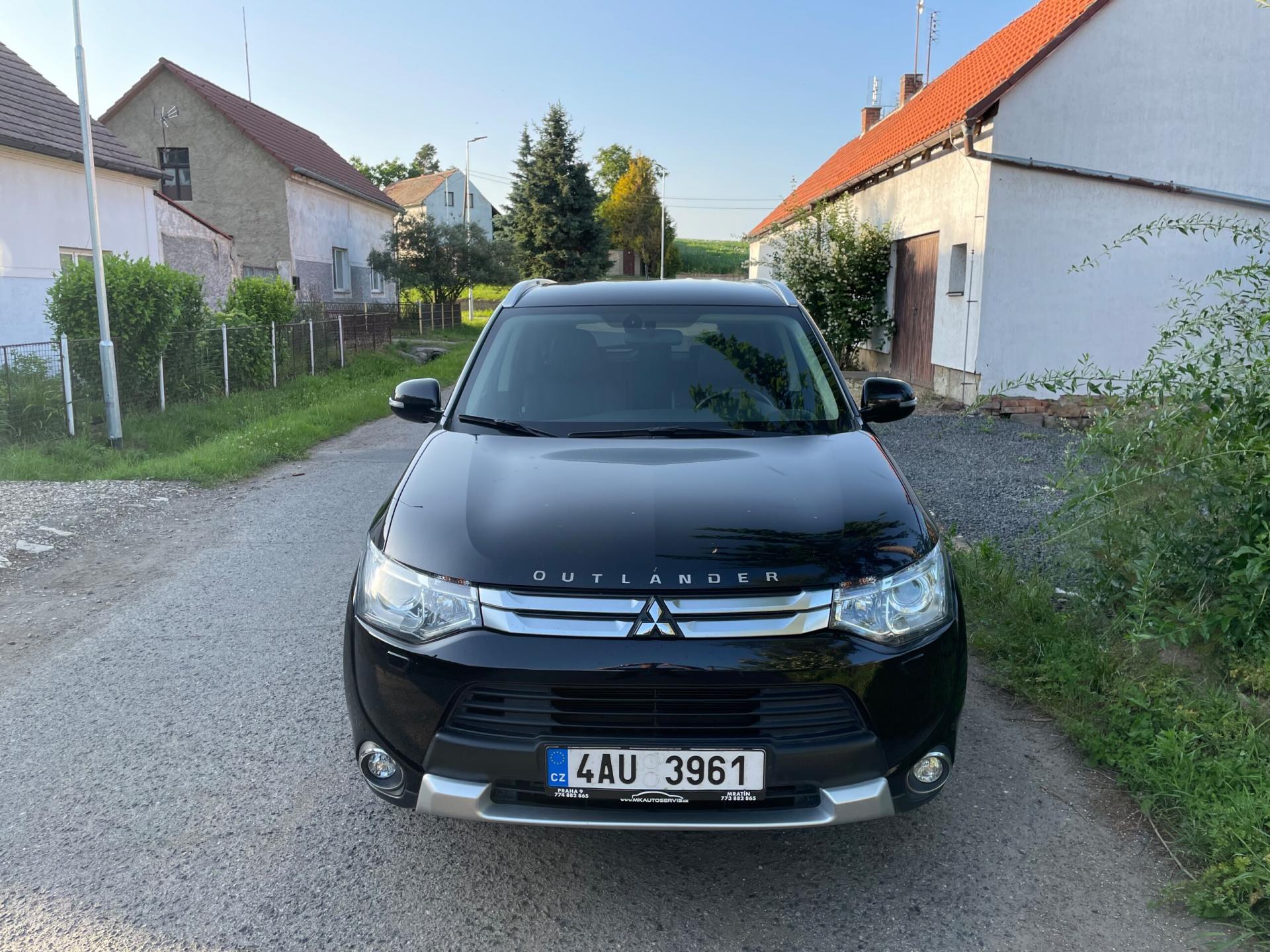 Mitsubishi Outlander (2015) 2.3 /110kW - detail fotky 1
